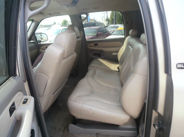 GMC Yukon XL 2000 photo 4