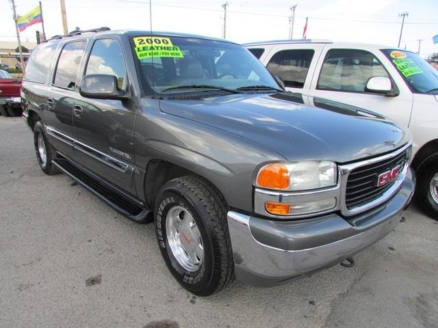 GMC Yukon XL 2000 photo 4