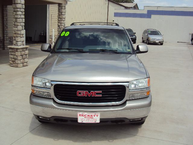GMC Yukon XL 2000 photo 4