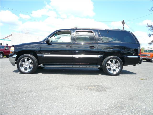 GMC Yukon XL 2000 photo 5