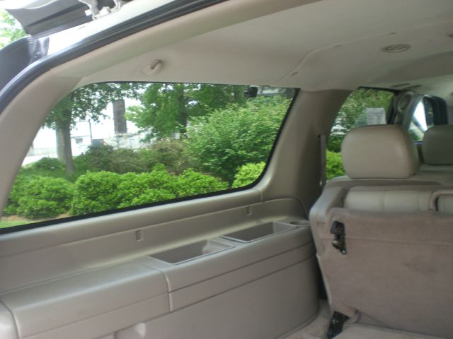 GMC Yukon XL 2001 photo 9