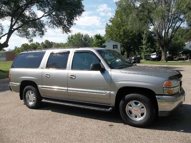 GMC Yukon XL 2001 photo 4