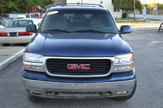 GMC Yukon XL 2001 photo 2