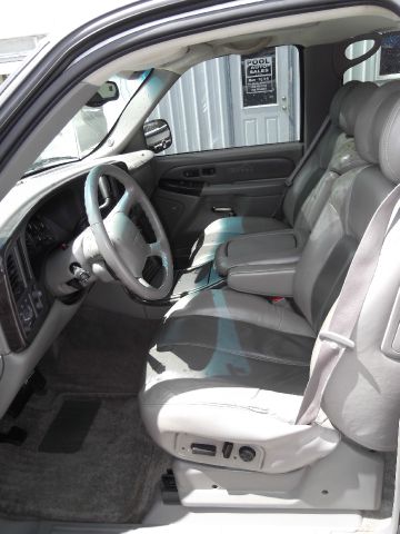 GMC Yukon XL 2002 photo 6