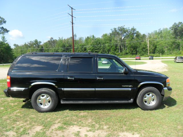 GMC Yukon XL 2002 photo 3