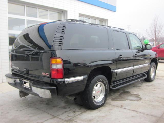 GMC Yukon XL 2002 photo 1
