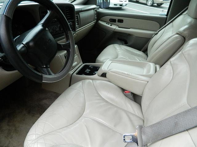 GMC Yukon XL 2002 photo 1