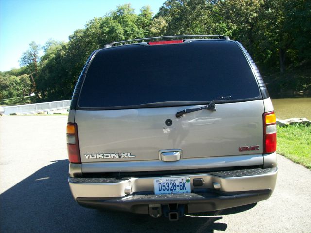 GMC Yukon XL Sport 4WD SUV