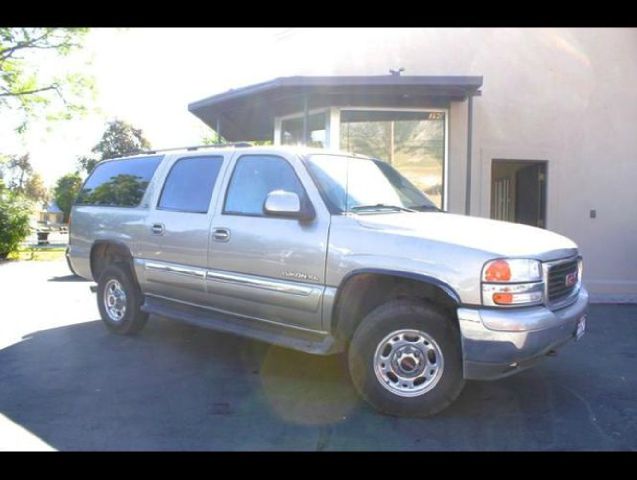 GMC Yukon XL 2002 photo 4