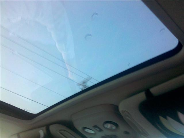 GMC Yukon XL 2002 photo 4