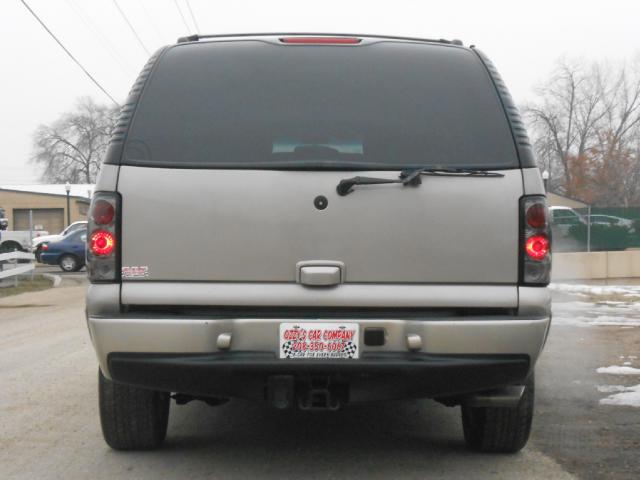 GMC Yukon XL 2002 photo 4