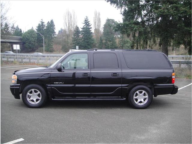 GMC Yukon XL 2002 photo 1