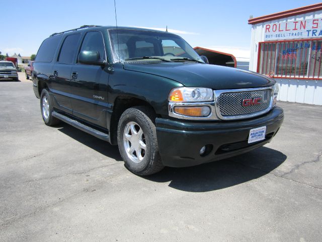 GMC Yukon XL EX Sedan 4D SUV