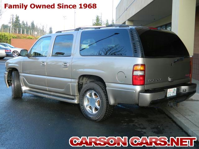 GMC Yukon XL 2002 photo 2