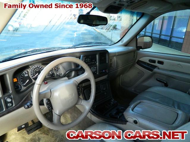GMC Yukon XL 2002 photo 3
