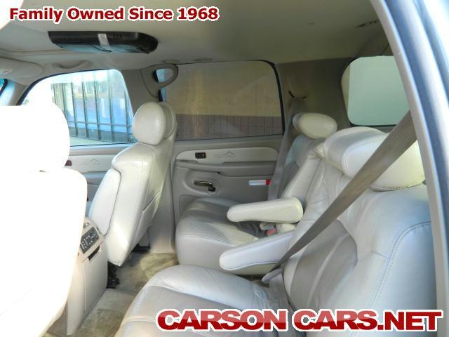 GMC Yukon XL 2002 photo 4