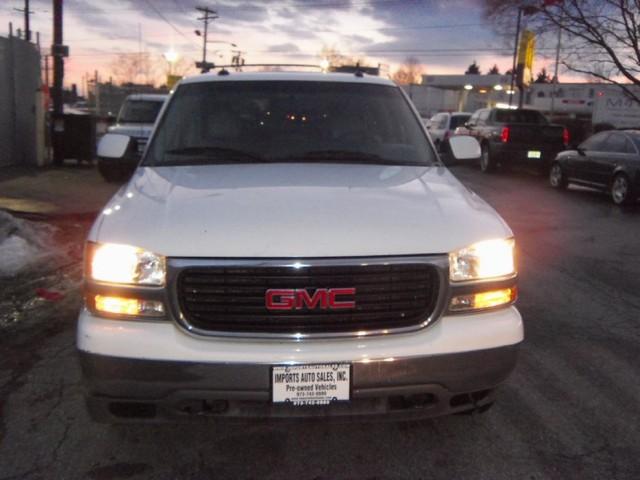 GMC Yukon XL 2003 photo 1
