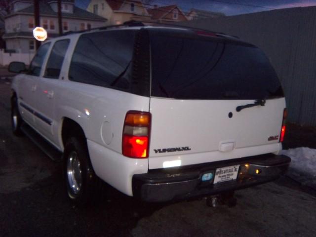 GMC Yukon XL 2003 photo 5