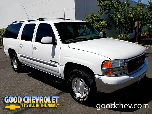GMC Yukon XL 2003 photo 2