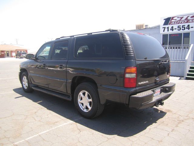 GMC Yukon XL 2003 photo 4