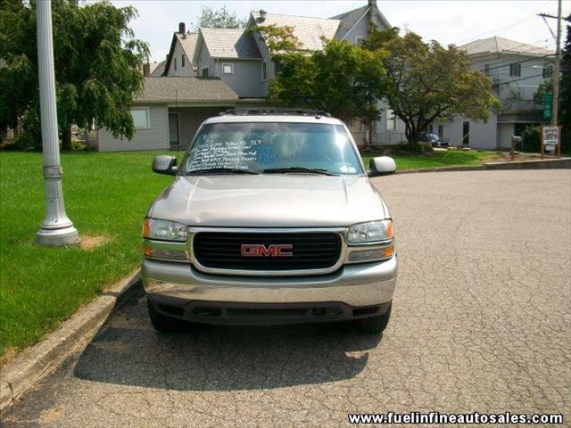 GMC Yukon XL 2003 photo 3