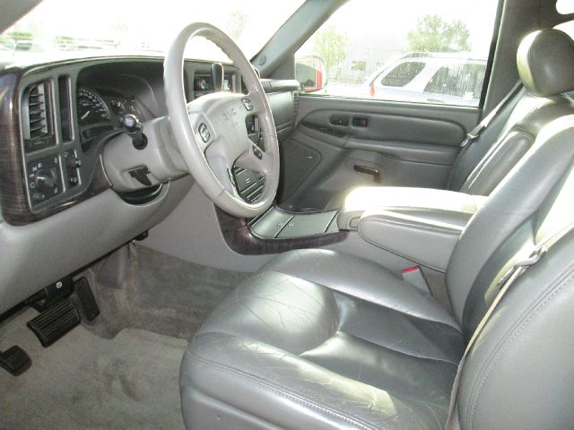 GMC Yukon XL 2003 photo 1