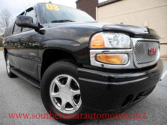 GMC Yukon XL EX Sedan 4D Sport Utility