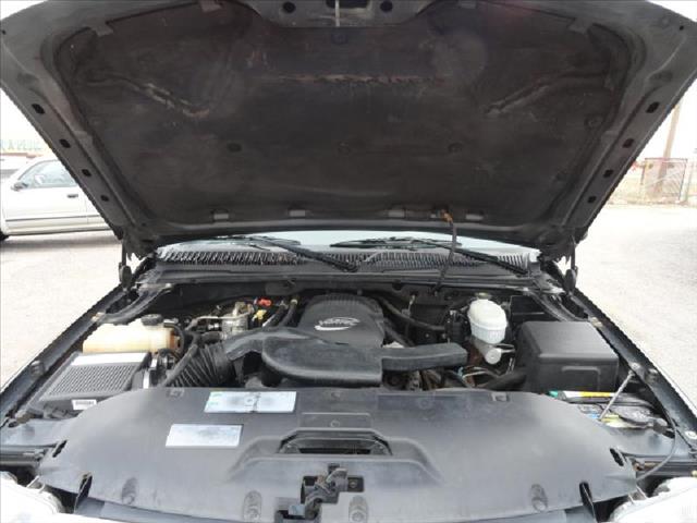 GMC Yukon XL 2003 photo 13