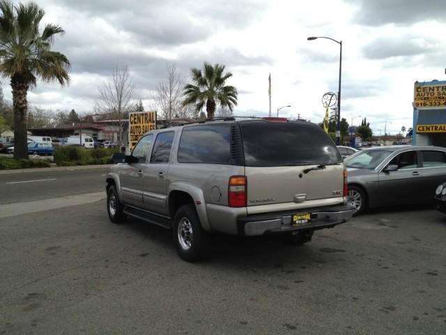 GMC Yukon XL 2003 photo 4