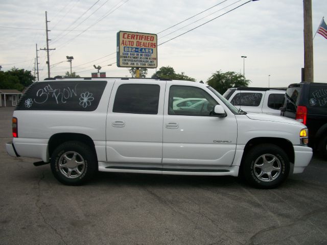 GMC Yukon XL Sport 4WD SUV
