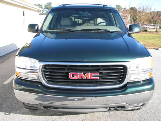GMC Yukon XL 2003 photo 4