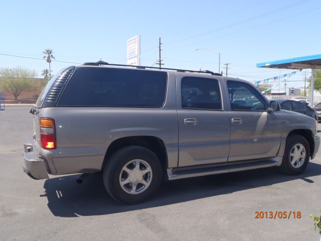 GMC Yukon XL 2003 photo 14