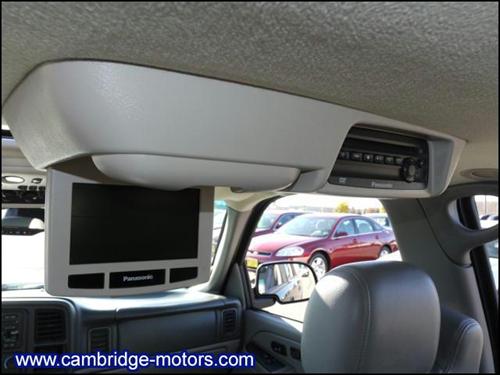 GMC Yukon XL 2004 photo 1