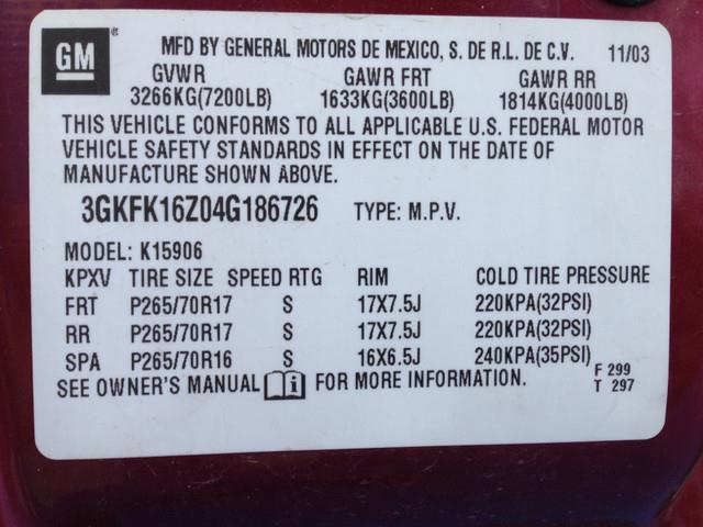 GMC Yukon XL 2004 photo 17