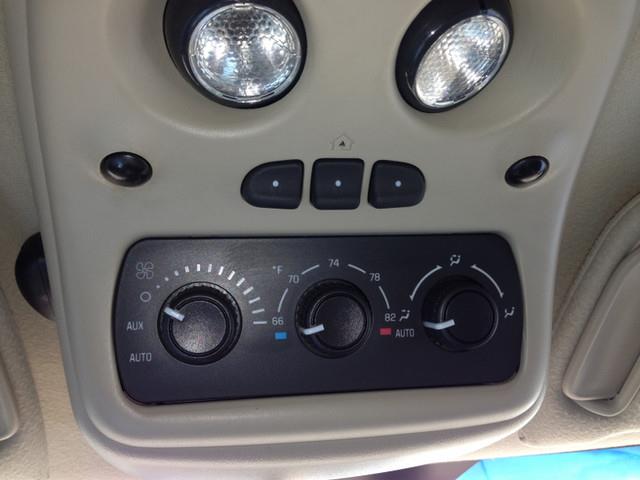 GMC Yukon XL 2004 photo 22