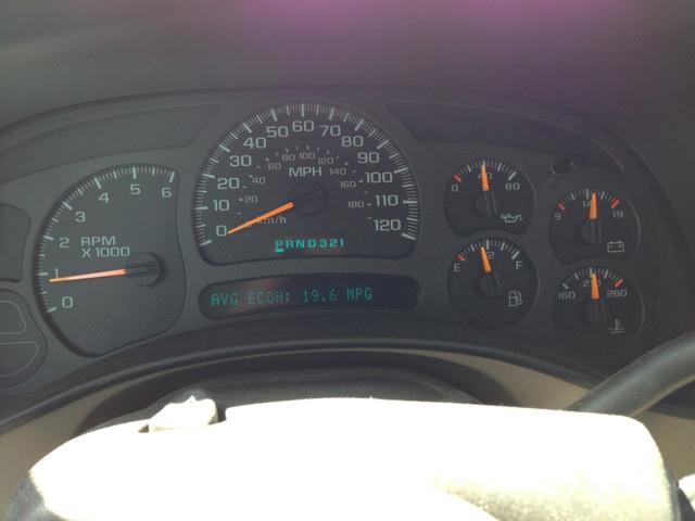 GMC Yukon XL 2004 photo 27