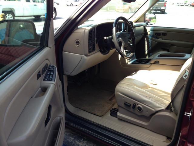 GMC Yukon XL 2004 photo 48