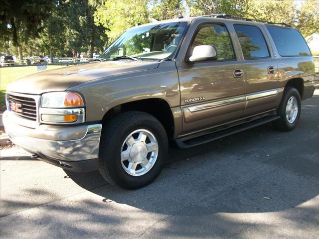 GMC Yukon XL 2004 photo 1