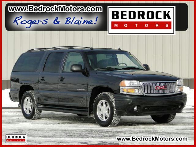 GMC Yukon XL 2004 photo 3