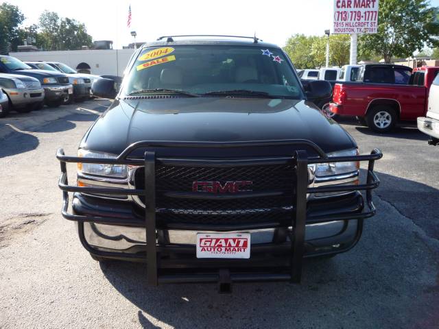 GMC Yukon XL 2004 photo 1