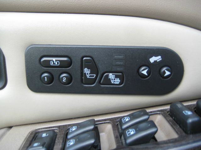 GMC Yukon XL 2004 photo 10