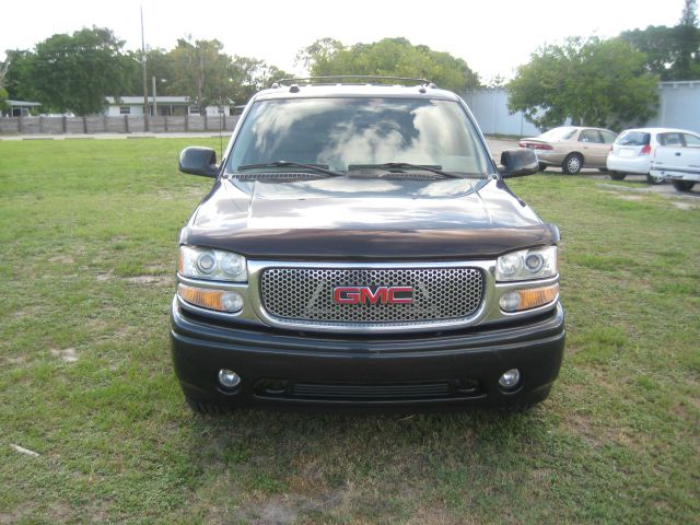 GMC Yukon XL 2004 photo 15