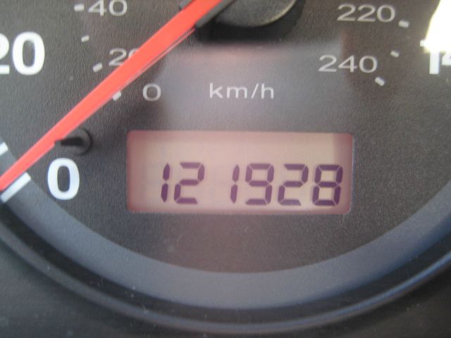 GMC Yukon XL 2004 photo 4