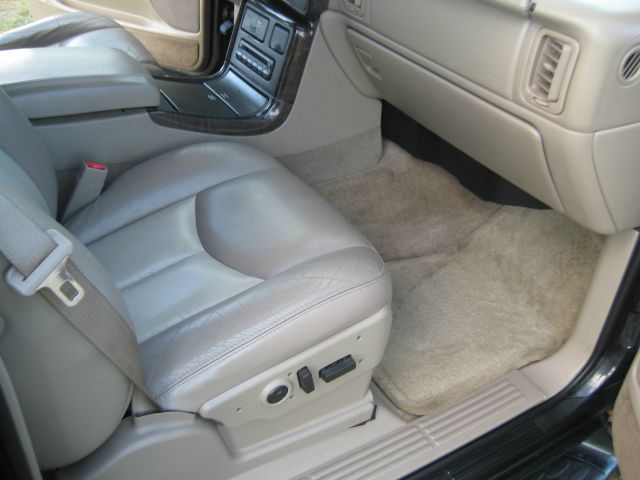 GMC Yukon XL 2004 photo 7