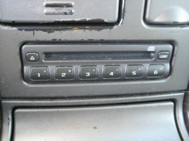 GMC Yukon XL 2004 photo 9