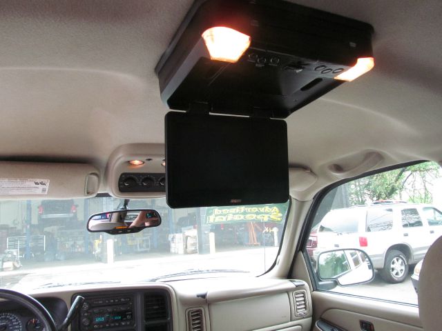 GMC Yukon XL 2004 photo 10