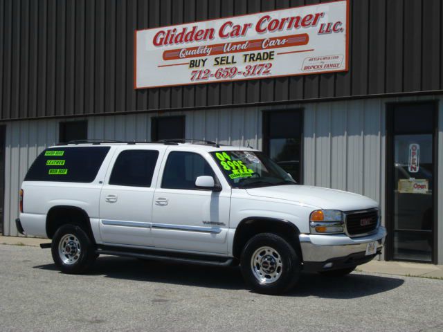 GMC Yukon XL 2004 photo 4