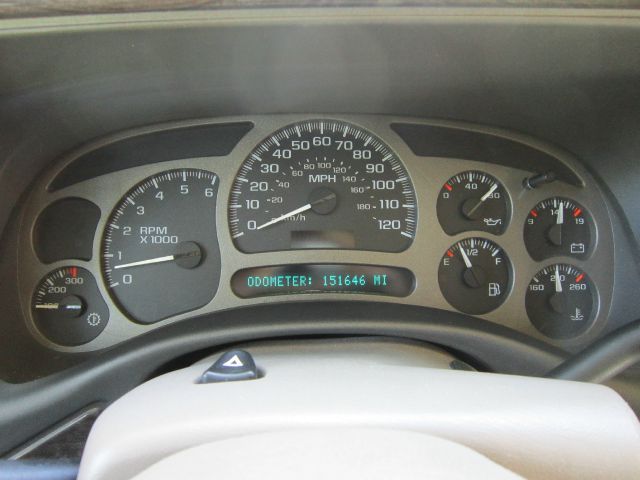 GMC Yukon XL 2004 photo 15