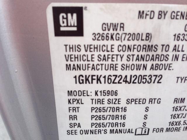 GMC Yukon XL 2004 photo 3