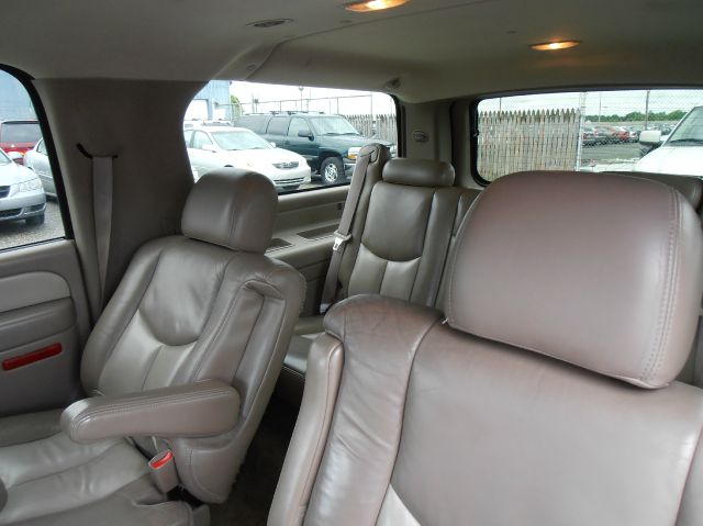 GMC Yukon XL Sport 4WD SUV